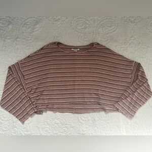 American Eagle Cropped Long Sleeve Size Small